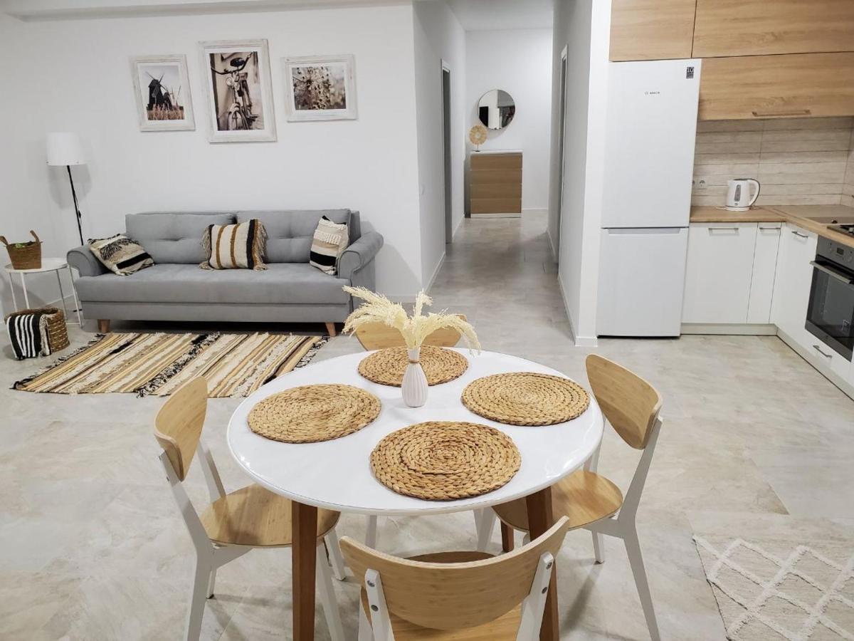 Vinna Просторі Апартаменти В Новобудові. Ternopil Extérieur photo