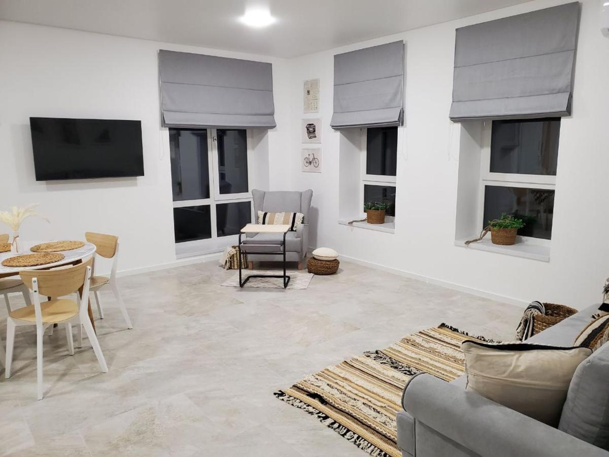 Vinna Просторі Апартаменти В Новобудові. Ternopil Extérieur photo
